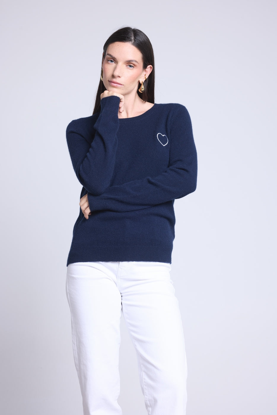 Rundhalspullover Herzstickerei Anubis – Marineblau Weiß – Damen – 100 % Kaschmir