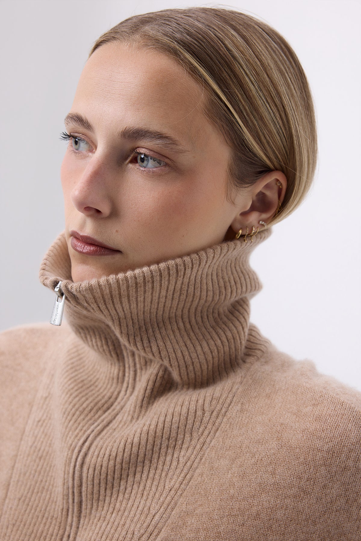 Jersey de Cuello Alto Grande con Cremallera F Ashka - Beige Crema - Mujer