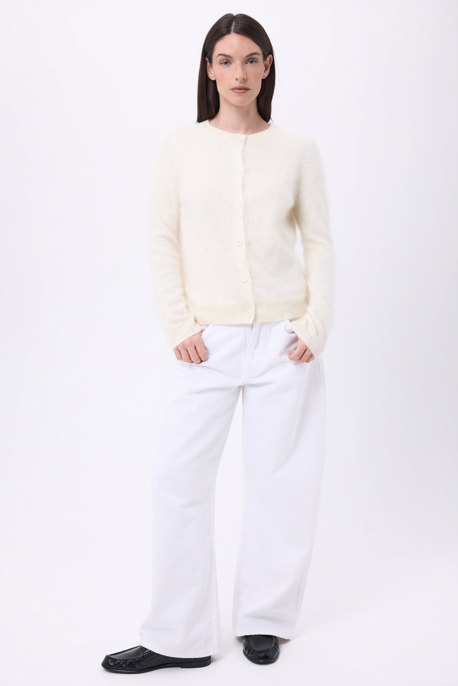 Cardigan girocollo – Cashmere spazzolato Atlas - Bianco eco - Donna - 100% cashmere spazzolato