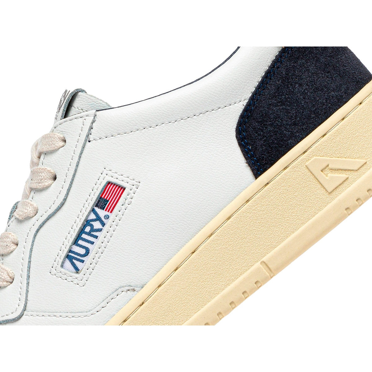 Autry Medalist Leather Low White Bottle Green - Noir;Blanc