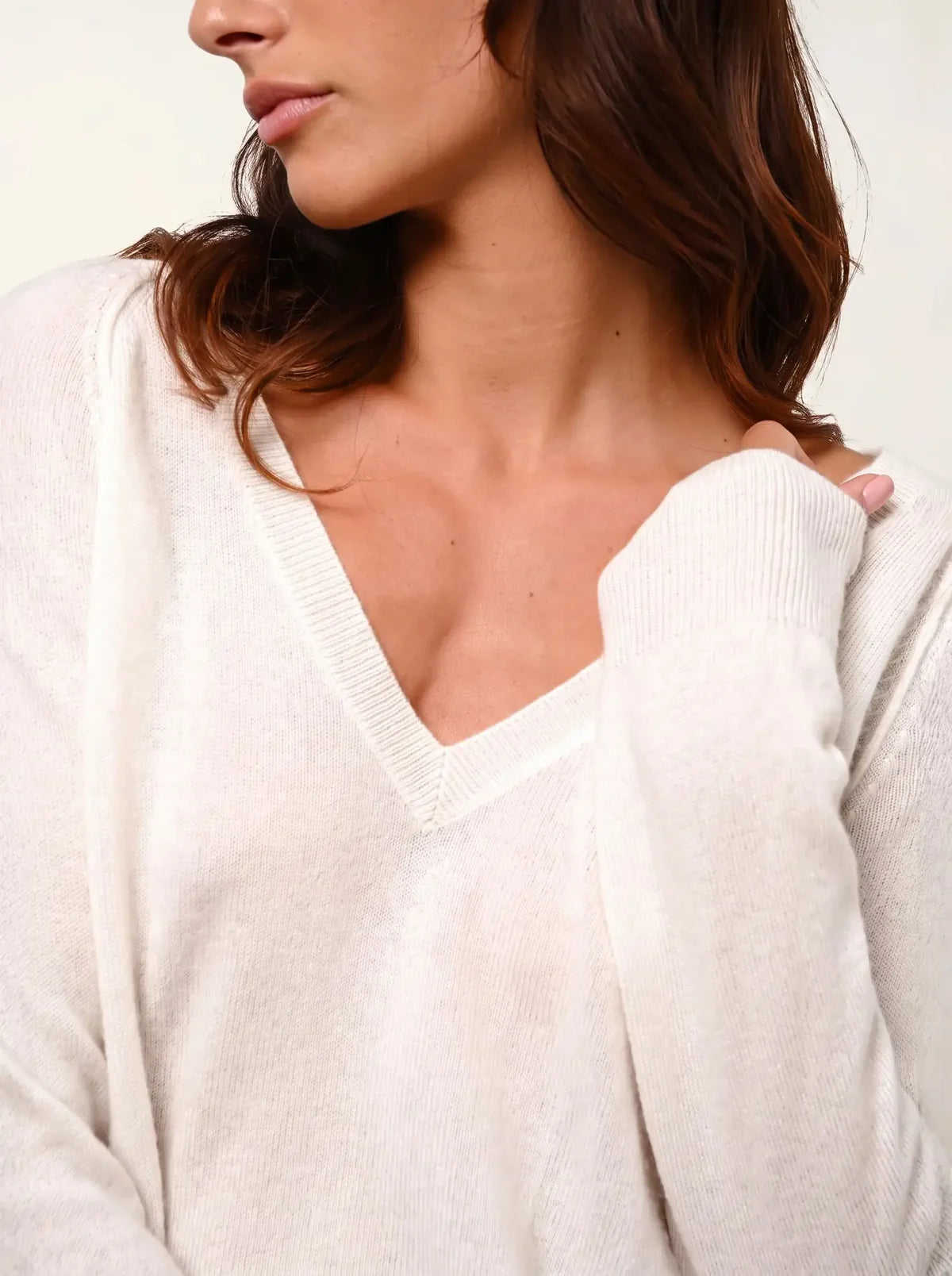 V-Neck Jumper - Giusalet - Ivory