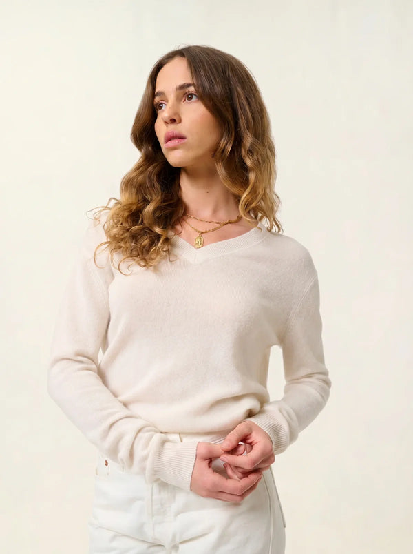 V-Neck Jumper - Gardoria - Ivory
