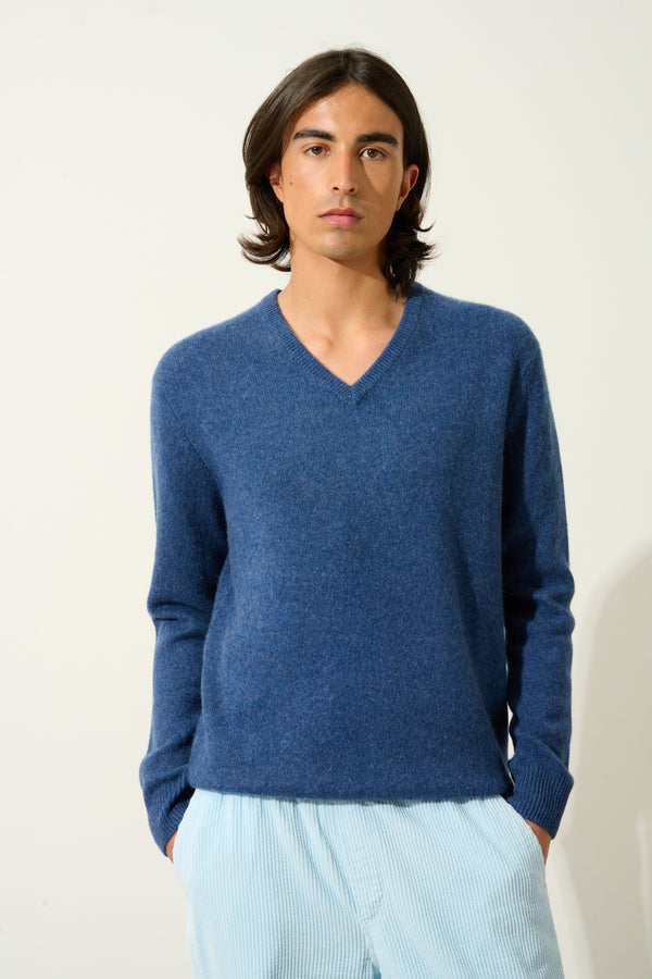 Sweter w serek z 4-nitkowego kaszmiru – Victor – Melanżowy błękit oceanu