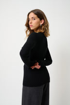 Sweter z okrągłym dekoltem z 4-wątkowej przędzy – Ivy – Noir