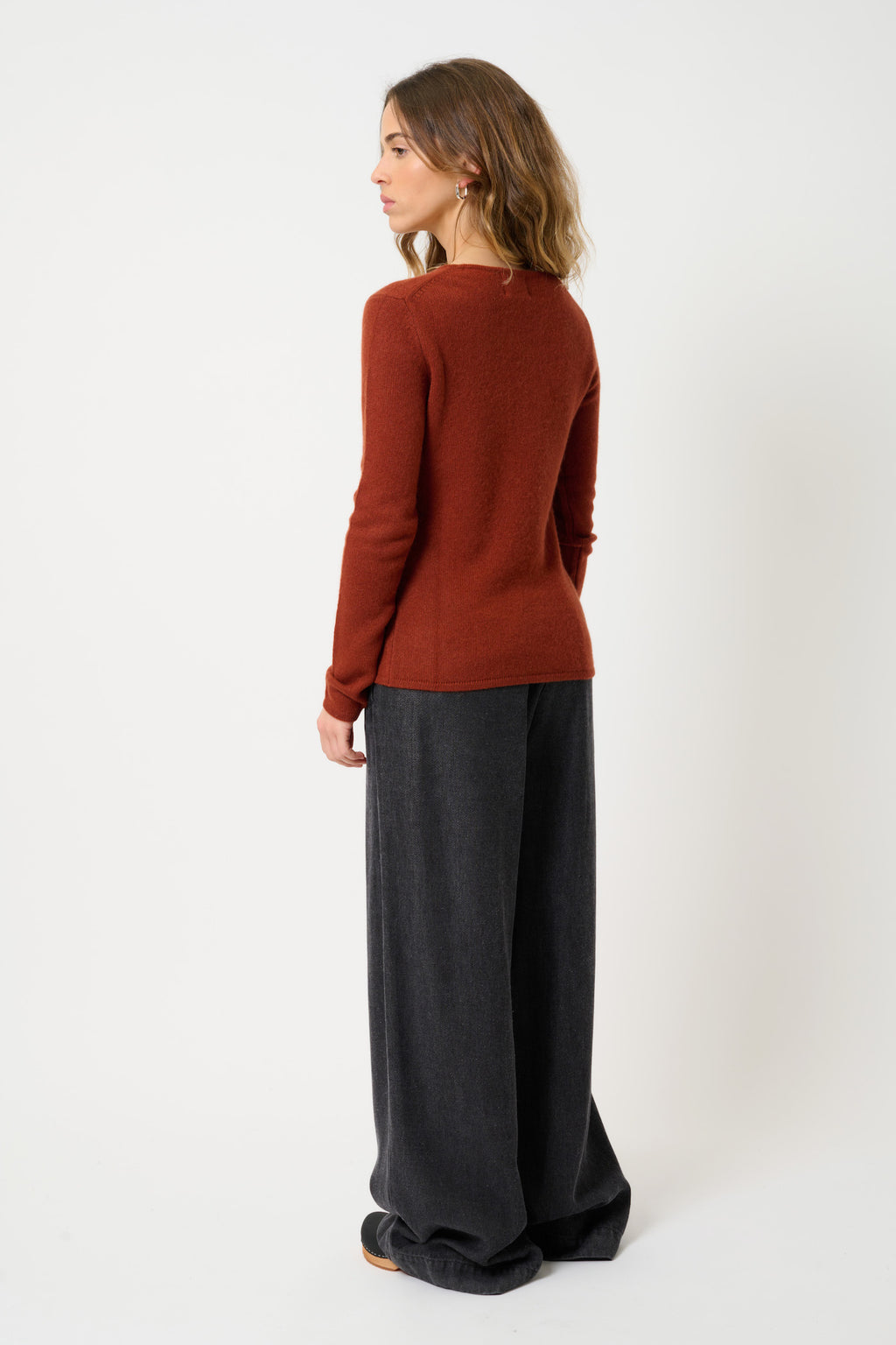 Round Neck 4-Ply Jumper - Ivy - Écureuil