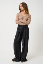 V-Neck Jumper - Grasmoor - Marl Camel