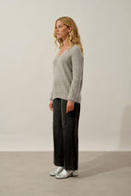 Two-Tone V-Neck Jumper - Sabine - Mottled Cloud_Ivory