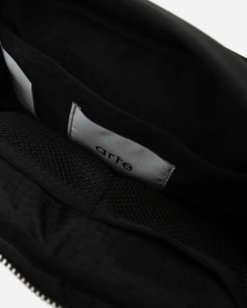 Arte Antwerp - Sac Bandoulière En Nylon Bakka