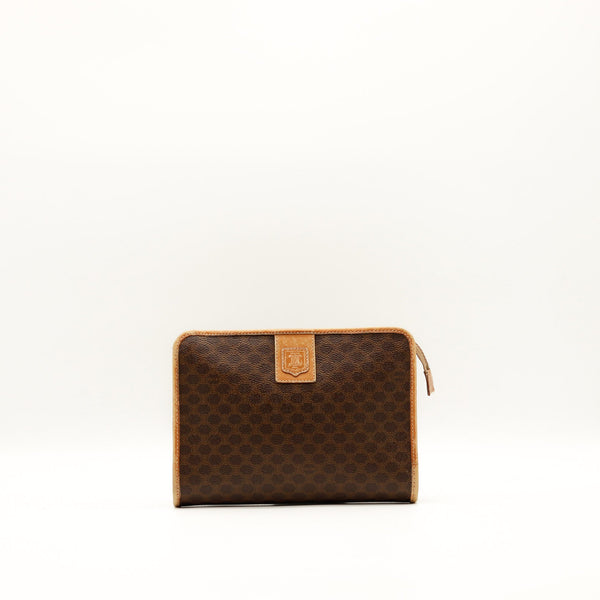 La Pochette Céline Macadam