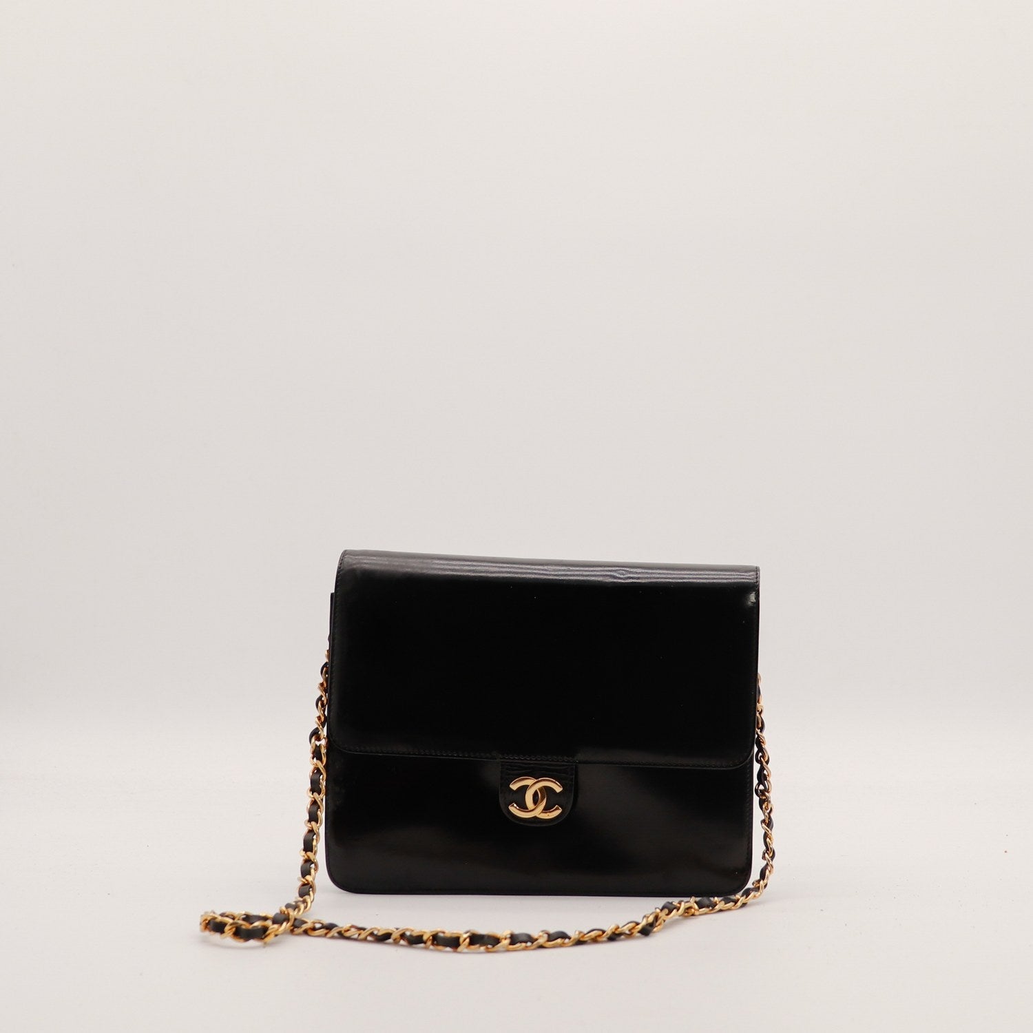 Le Timeless One Flap Chanel