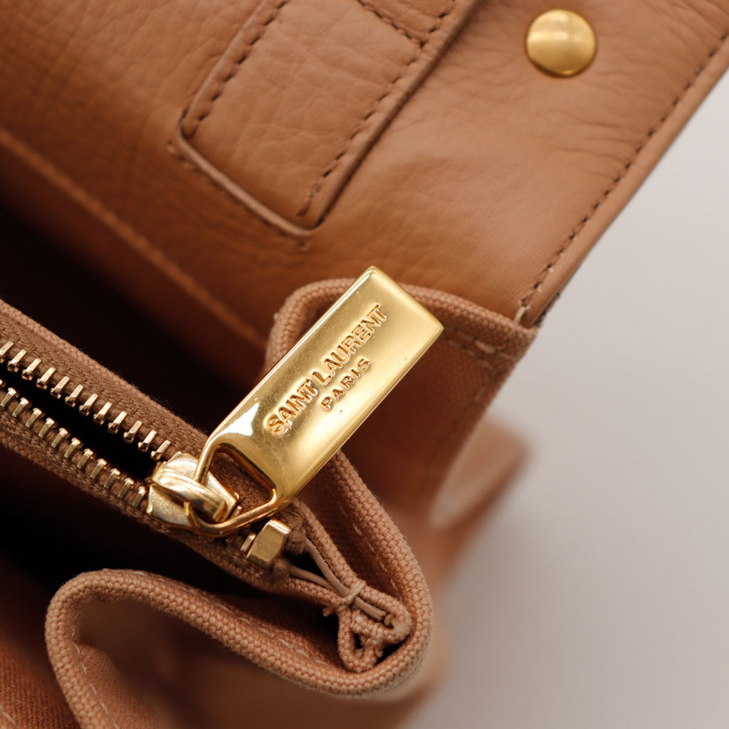 Le Muse Two Saint Laurent