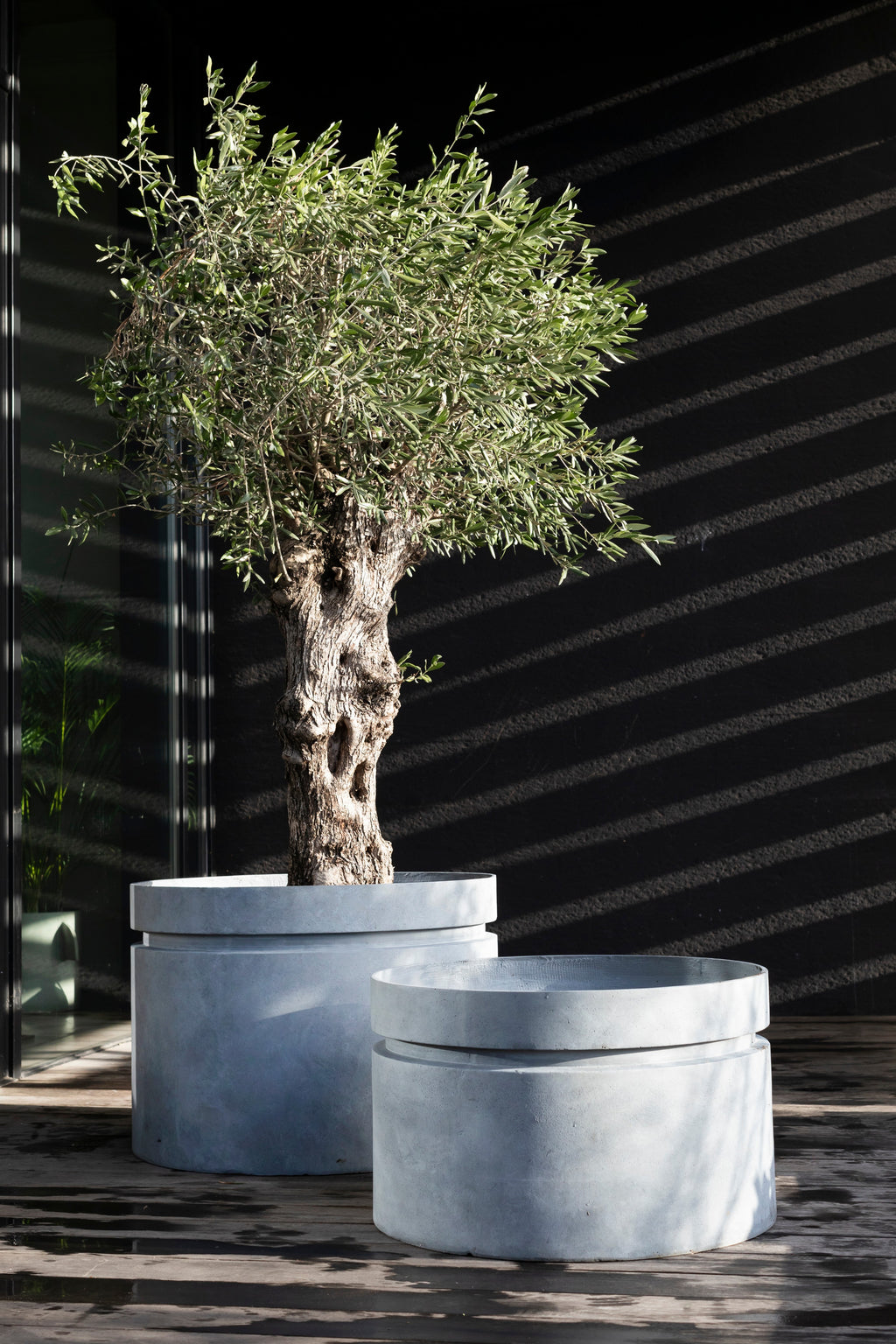Urban Jungle - Planter - L - Fibreglass - Grey