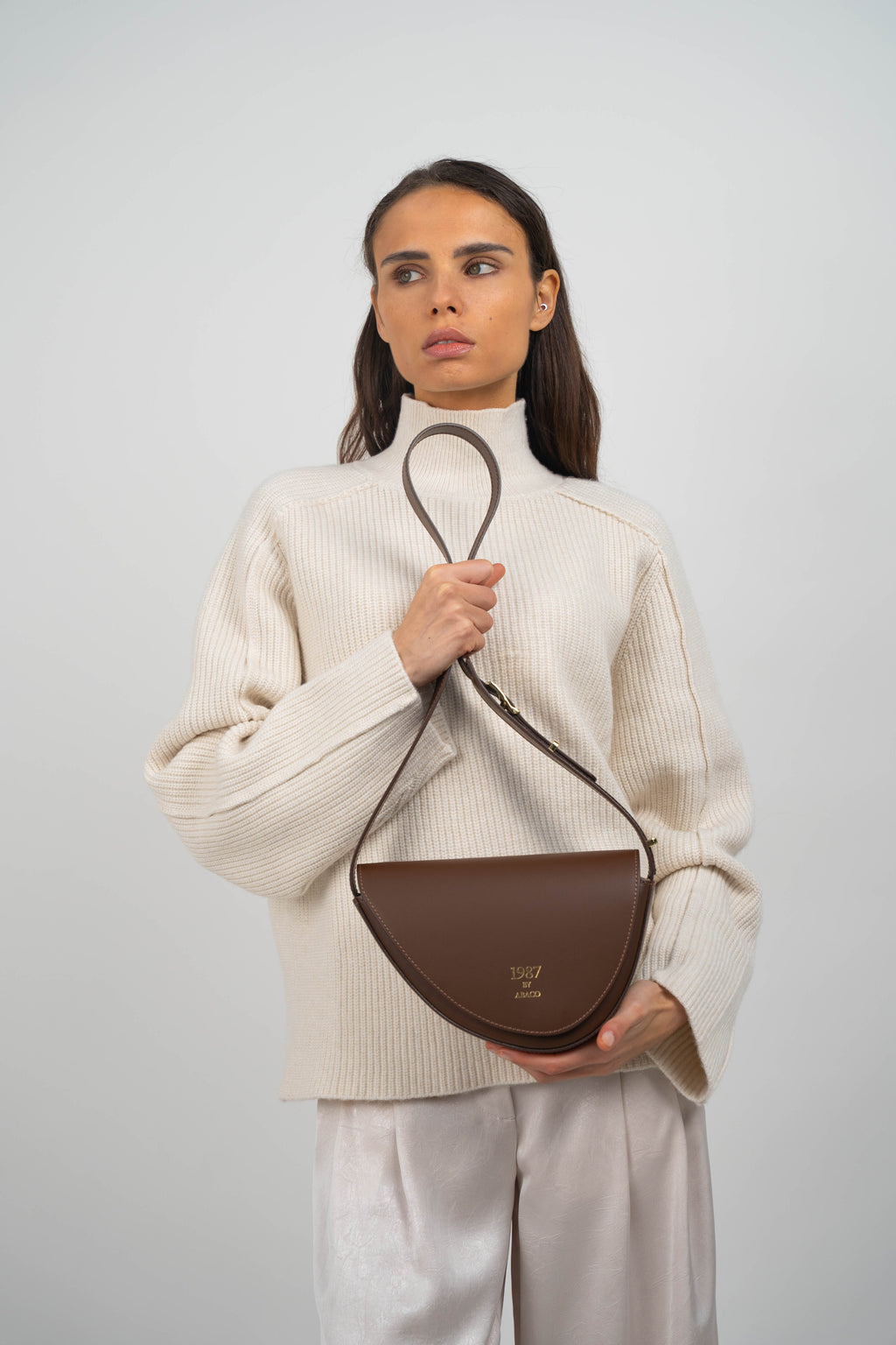 Raily Shoulder Bag - Brown