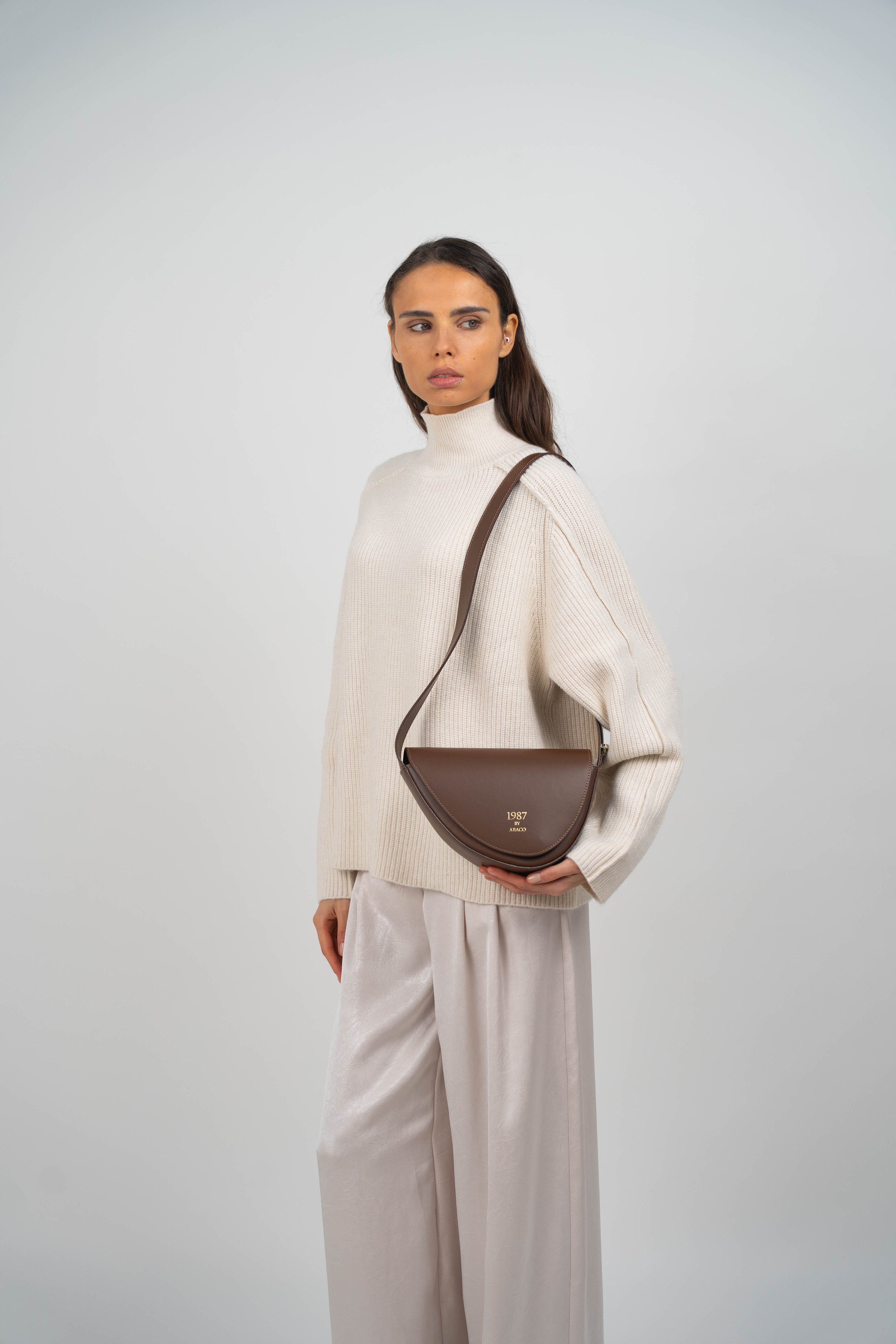 Raily Shoulder Bag - Brown