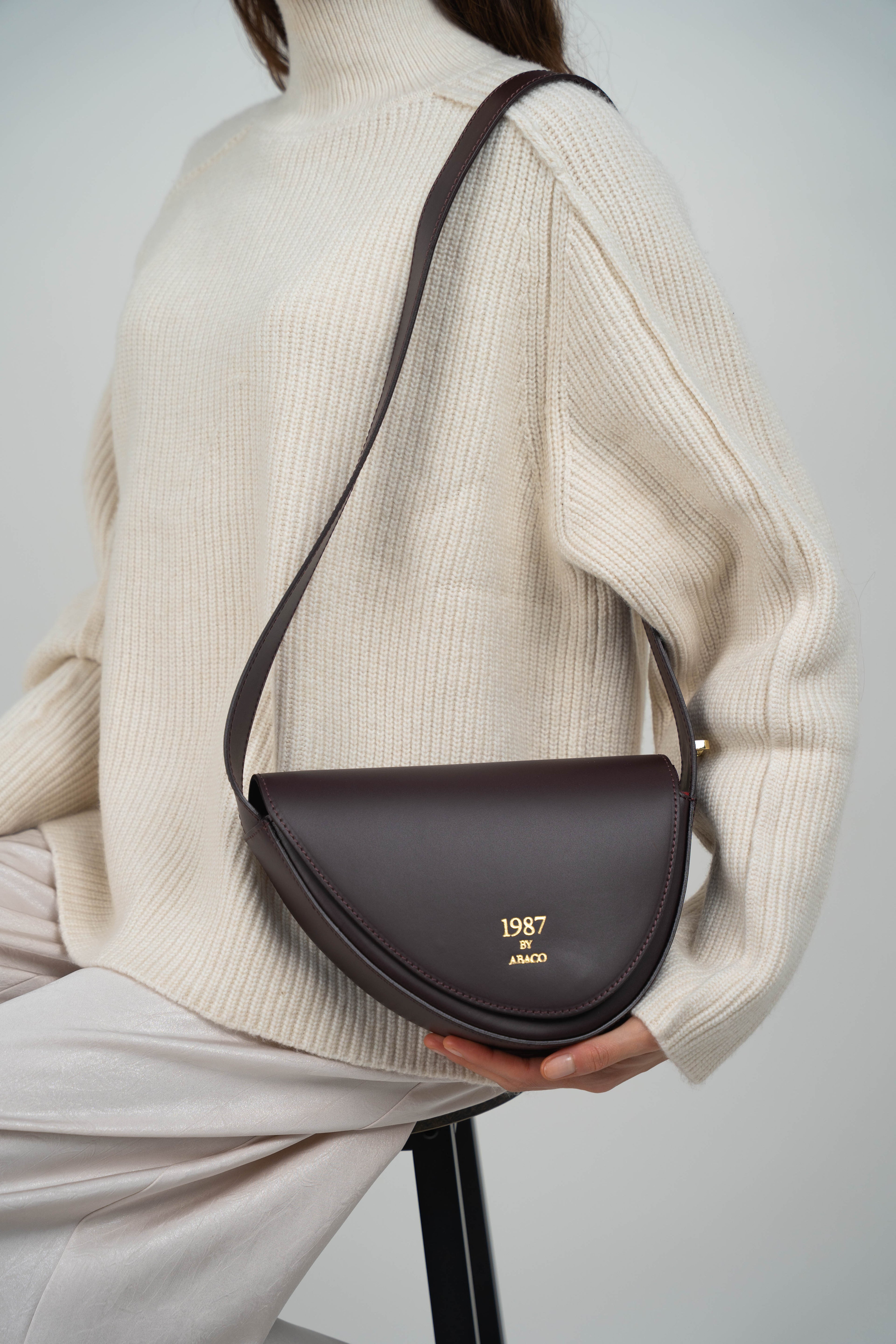 Raily Shoulder Bag - Burgundy