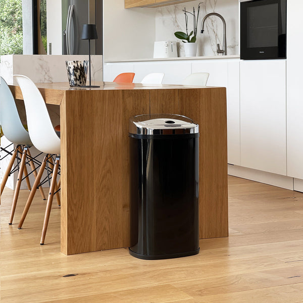 Papelera automática de cocina 42L LARGO Negro brillo en acero inoxidable con flejes