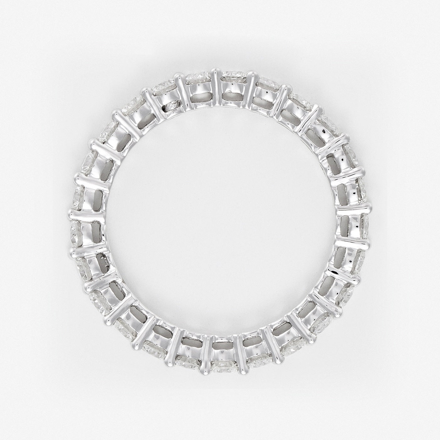 “Mon Tour Complet 2Ct” Ring D2Cts/22 – 750/1000 White Gold