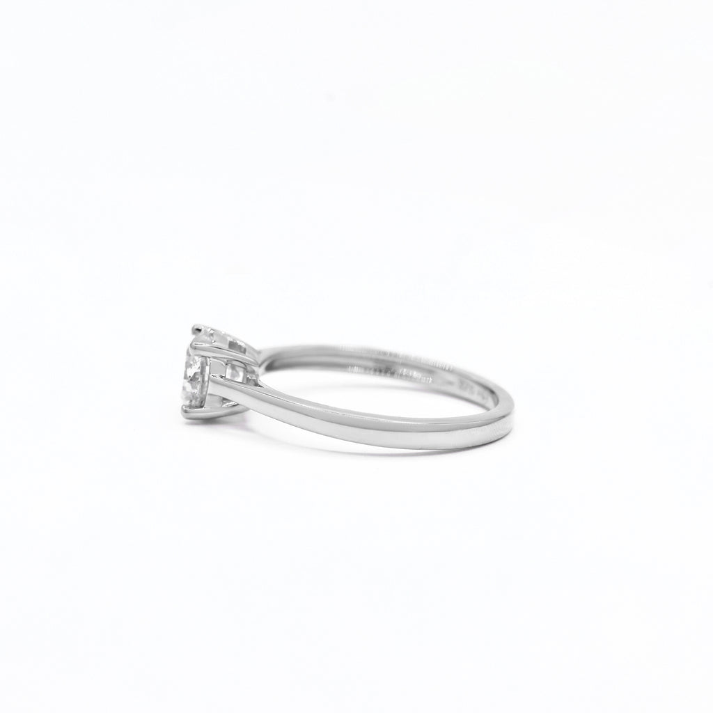 Anillo Solitario “Delicado” D0.50/1