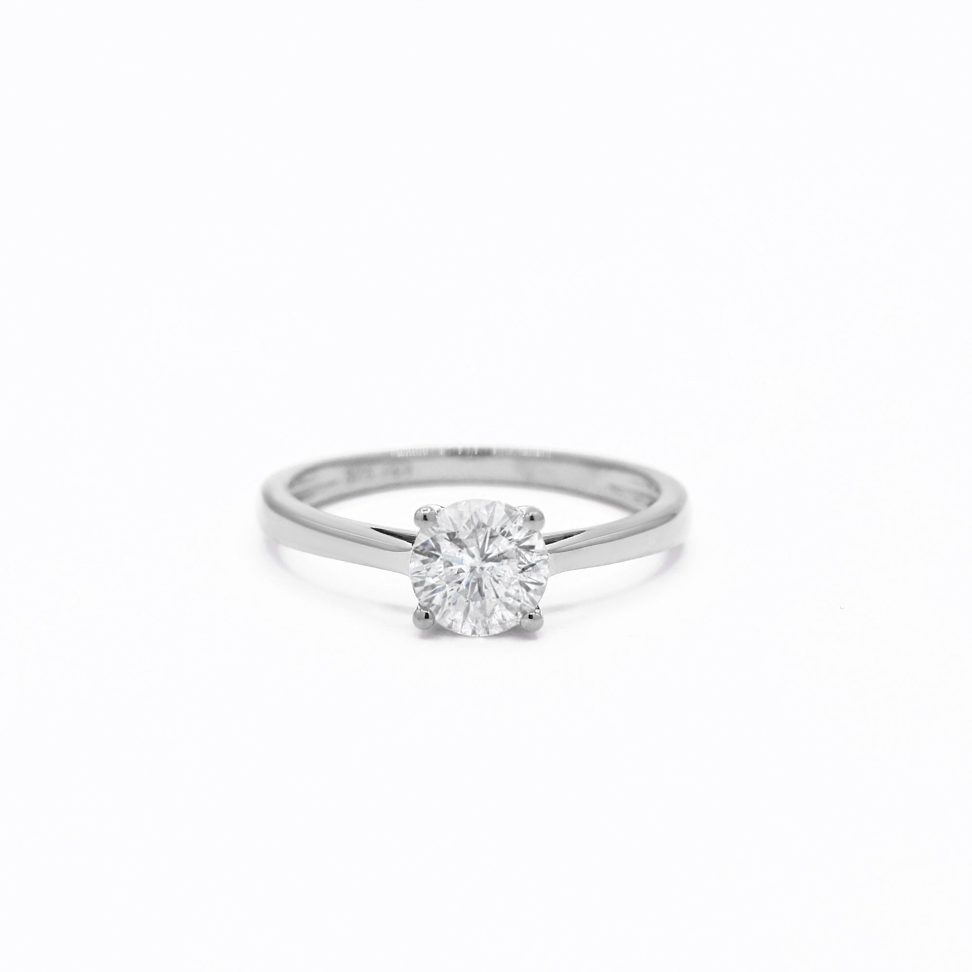 Anillo Solitario “Delicado” D0.50/1