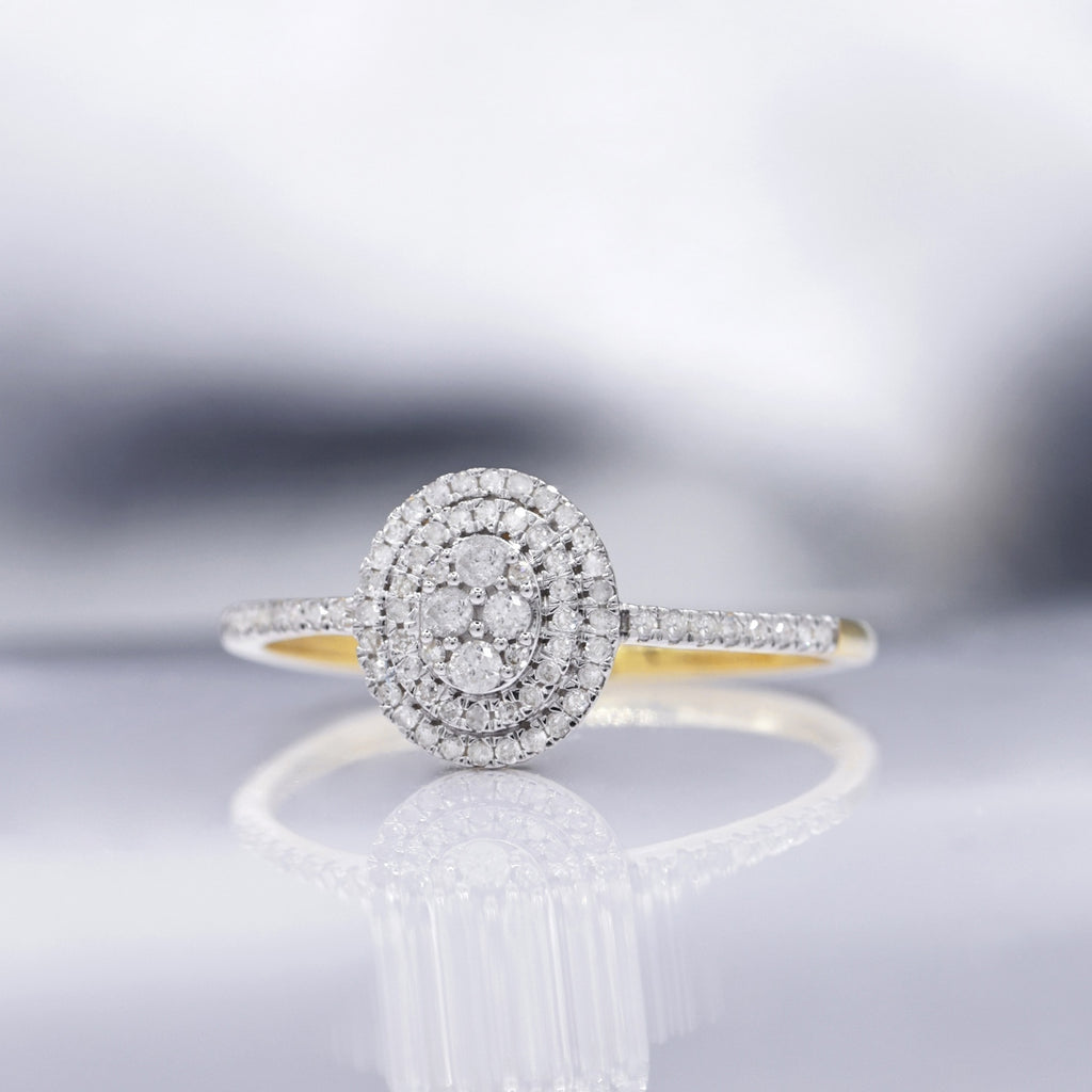 Anillo "Reina de Bella" Diamantes 0.20/72 - Oro Amarillo 375/1000