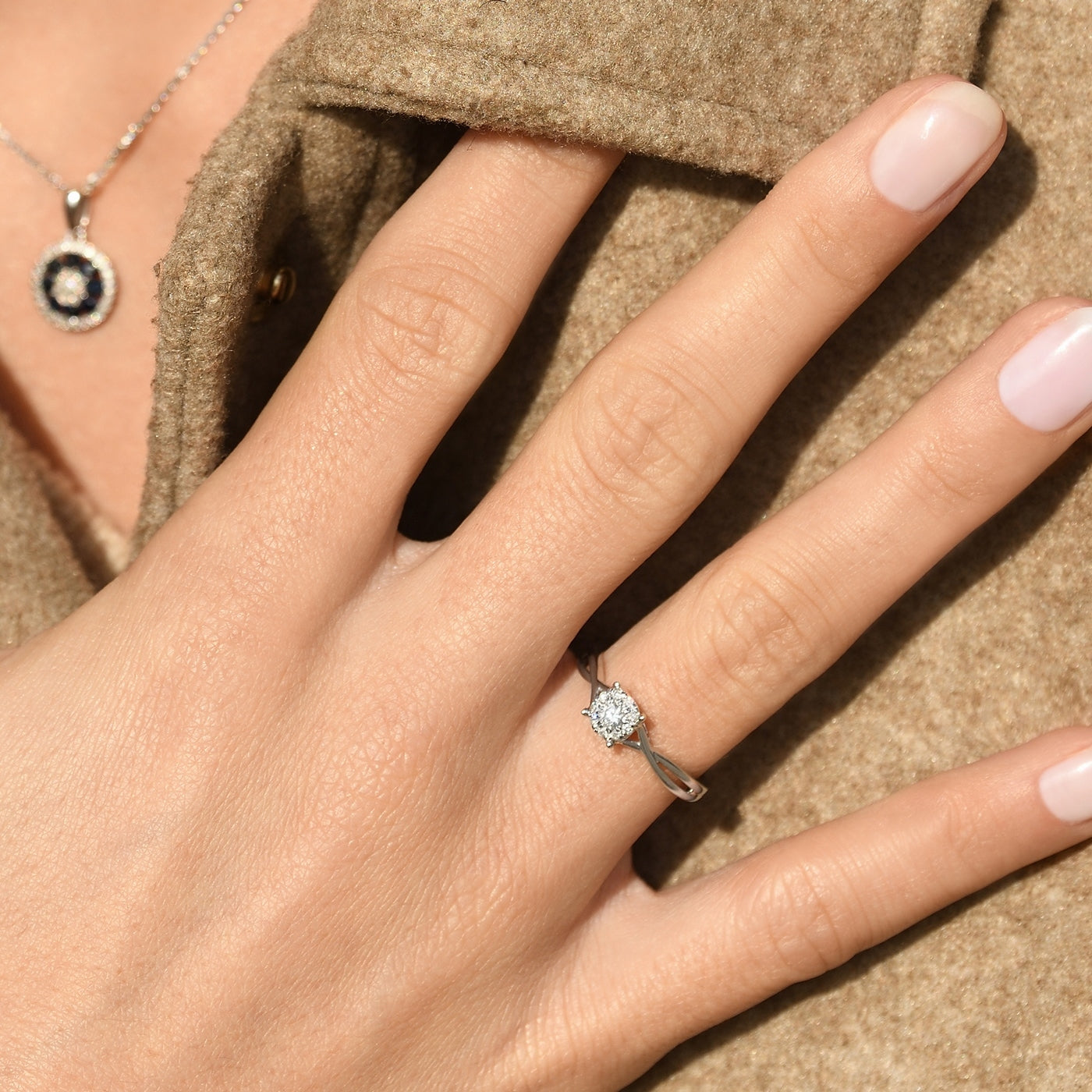 Anillo "Elisabeth" Diamantes 0.15/10 - Oro blanco 375/1000