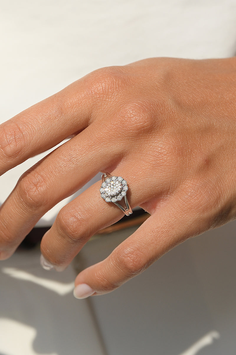 Anillo “Mi Único Amor” Diamantes 0.30/36 – Oro Blanco 375/1000