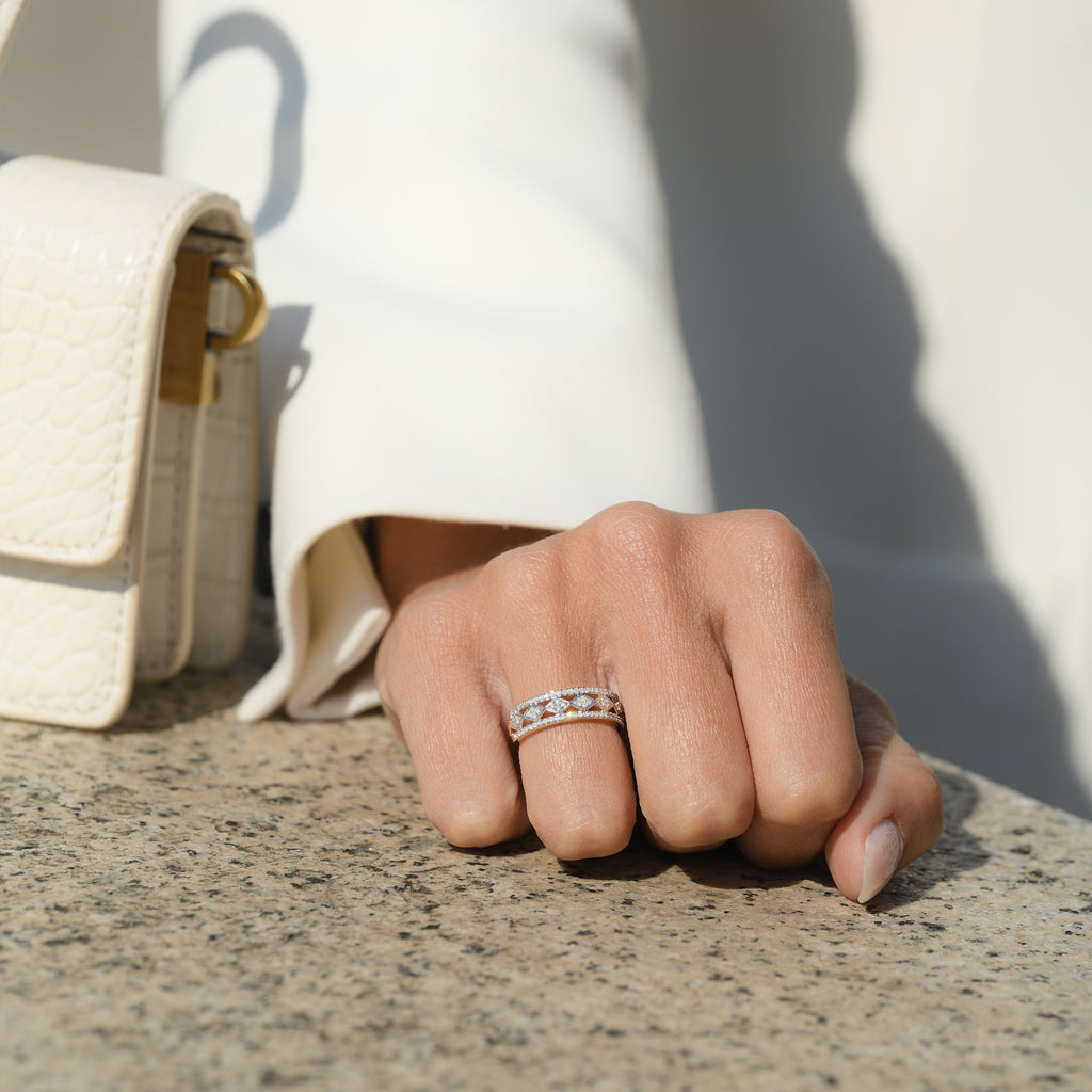 "Sumptuous" Diamond Ring 0.30/86 - 375/1000 Yellow Gold