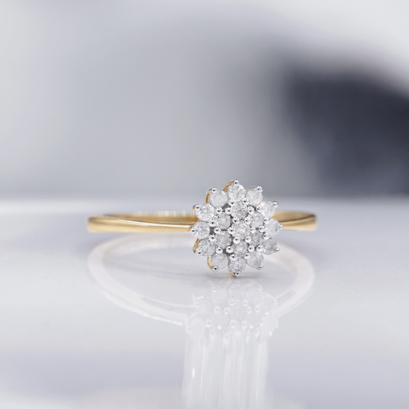 Anillo de Diamantes "Rabia" 0.21/19 - Oro Amarillo 375/1000