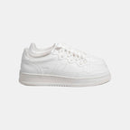 White chunky-sole trainers from the brand Zèta