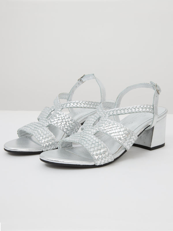 Fyntra Sandals - Strawberry