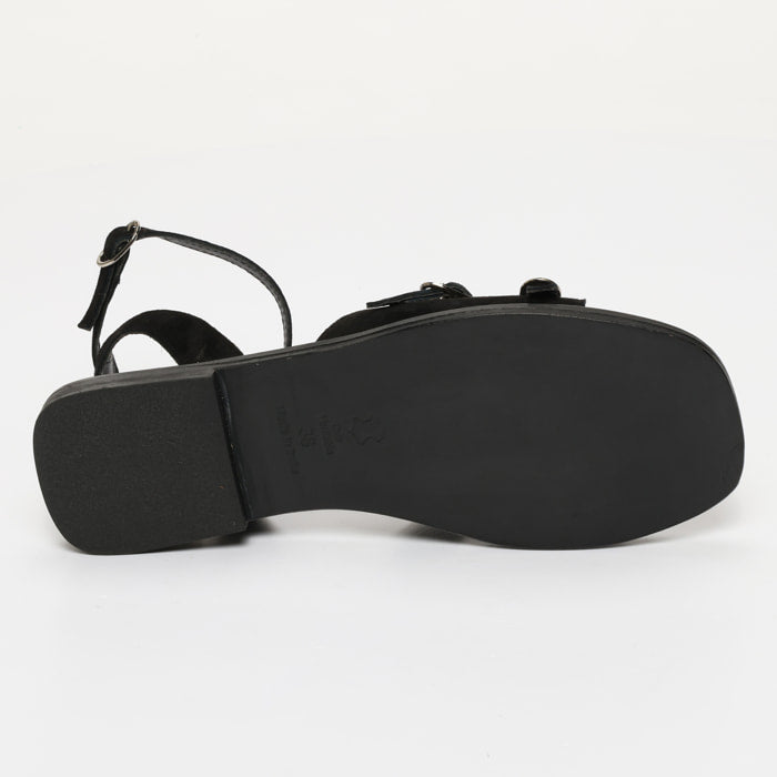 Pyntra Sandals - Black