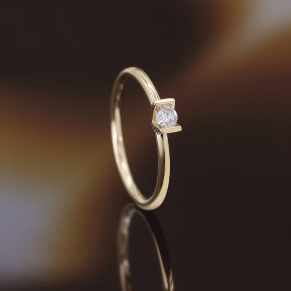 Bague " Morgan" Or Jaune 375 / 1000 Et Zirconium
