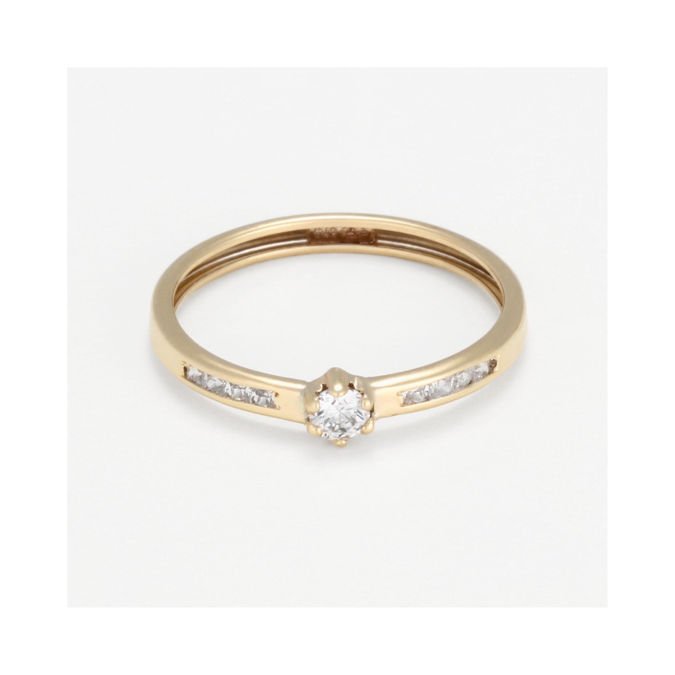 Bague "Lacey" Or Jaune 375 / 1000 Et Zirconium