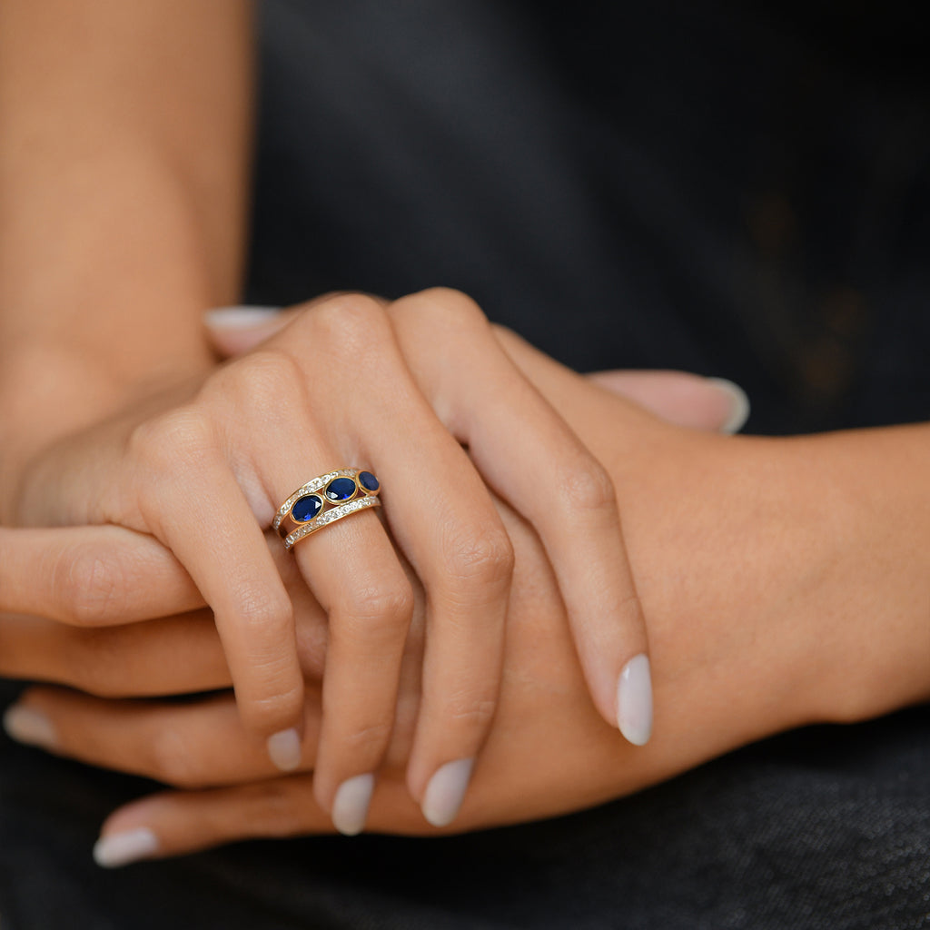 Anillo “Elsa” Oro amarillo 375/1000 y circonitas