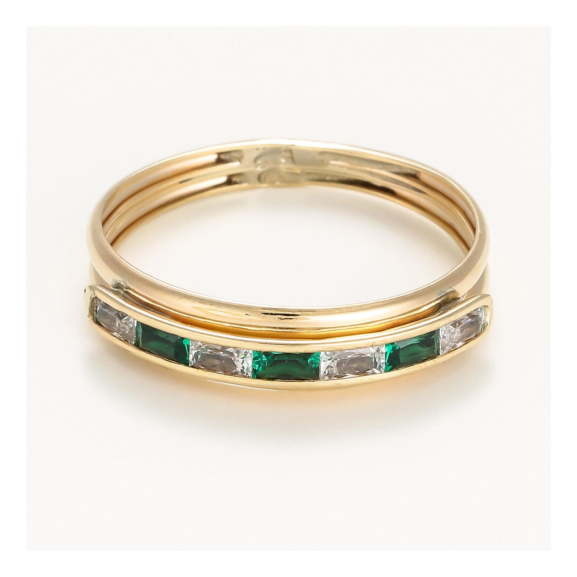 Anillo “Lucas” Oro amarillo 375/1000 y circonio