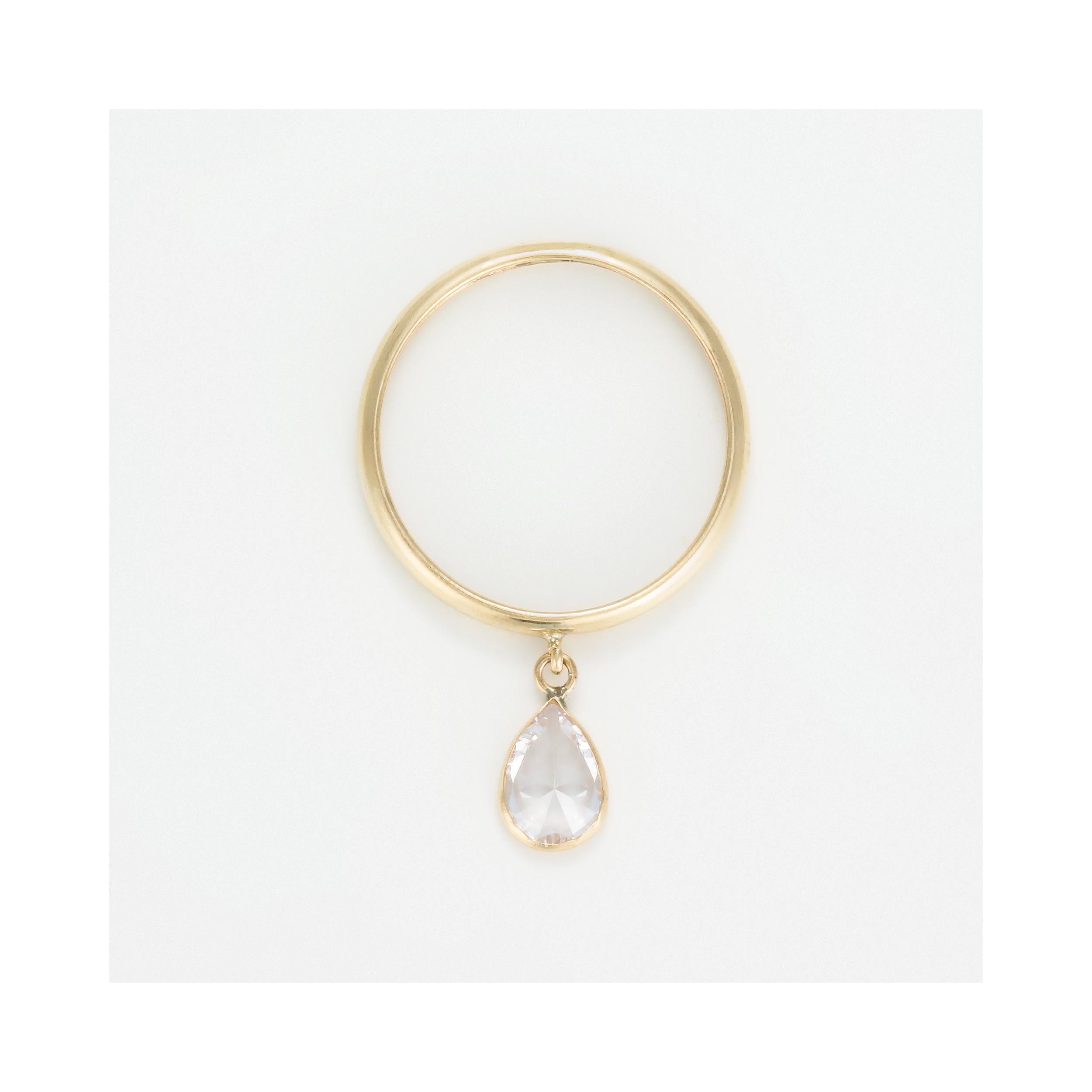 Bague "Médaillon Blanc" Or Jaune 375/1000 Et Zirconium