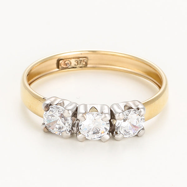 Anillo “Trio De Pierre” Oro amarillo 375/1000 y circonio
