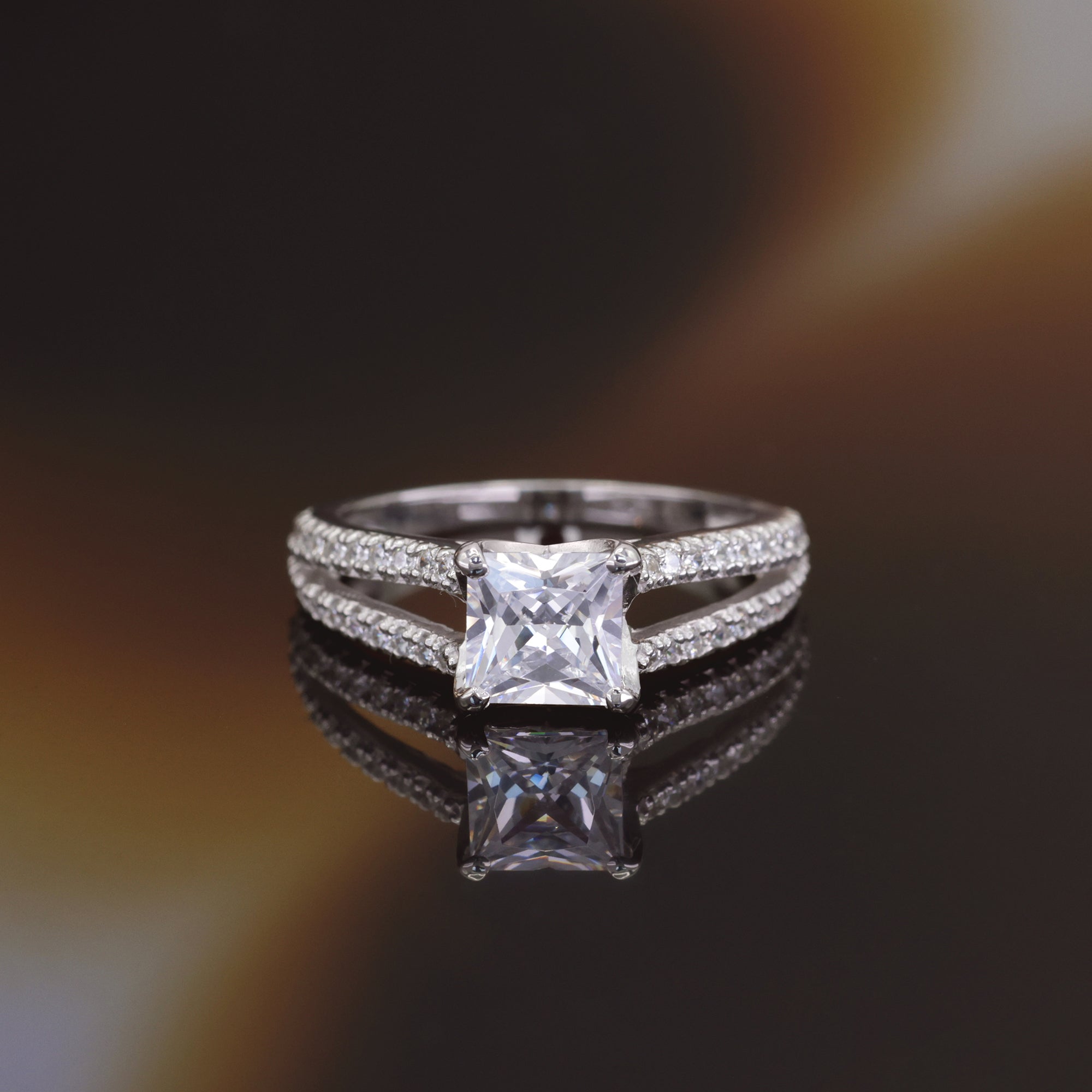 Bague "La Merveilleuse" Or Blanc 375/1000 Et Zirconium