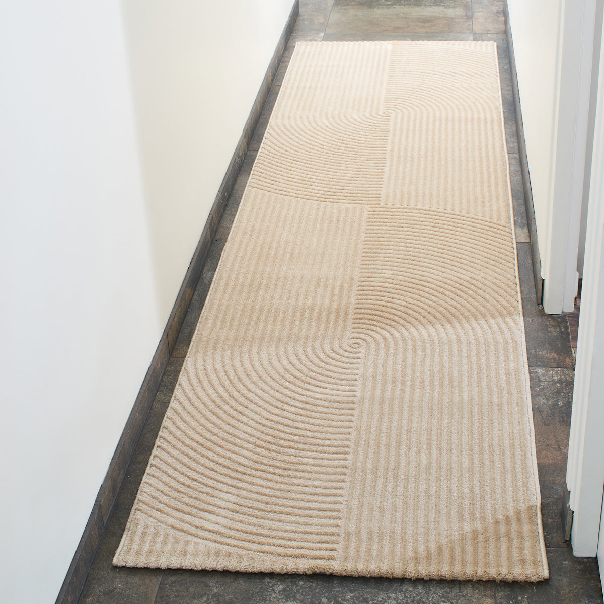 Alfombra con motivos geométricos en pelo en relieve beige: BIA159BEI BIANCA