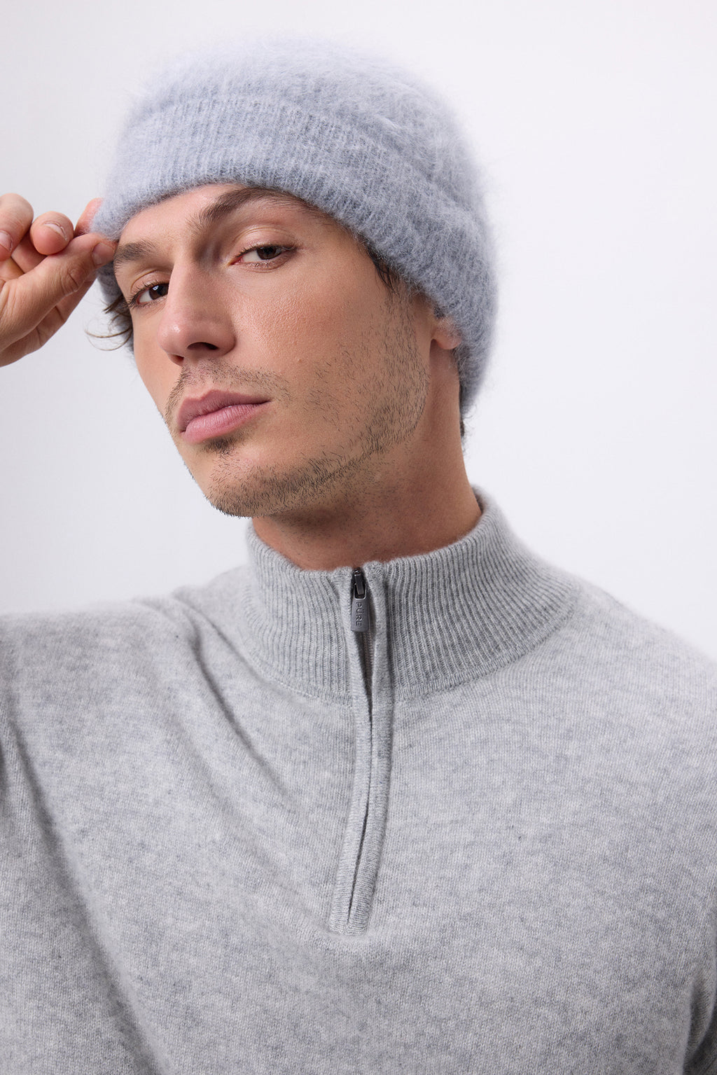 Beanie – Brushed Cashmere Bill - Light Grey - Unisex - 100% Brushed Cashmere