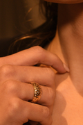 Anillo "Giulia" oro amarillo 375/1000