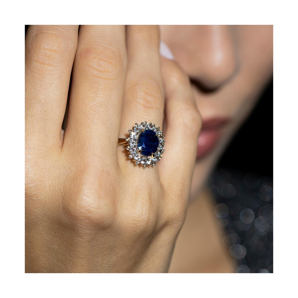 Anillo “Sol Azul” – Oro amarillo 375/1000