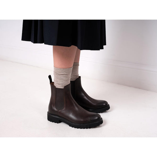 Chelsea Boots - Dark Brown - Women