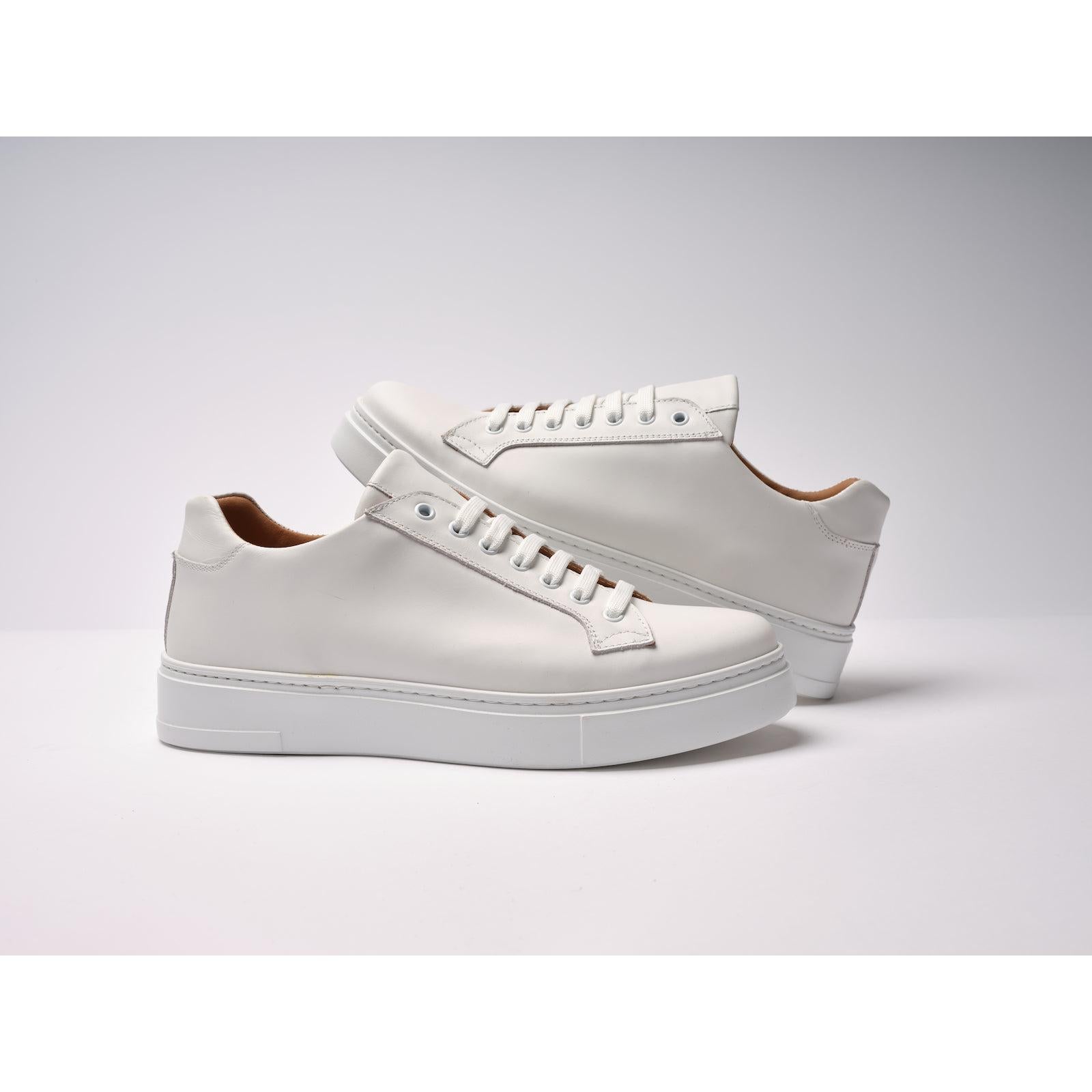 Classic Lace-Up Trainers - White - Women