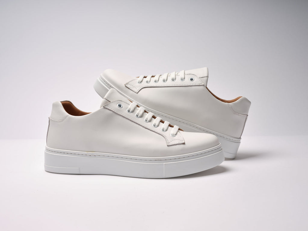 Classic Lace-Up Trainers - White - Women