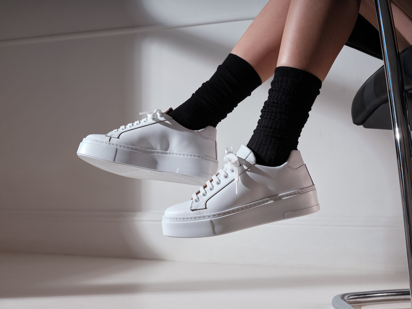 Classic Lace-Up Trainers - White - Women