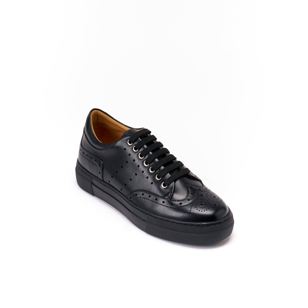 Sneakersy z ozdobnymi przeszyciami – Czarne – Damskie