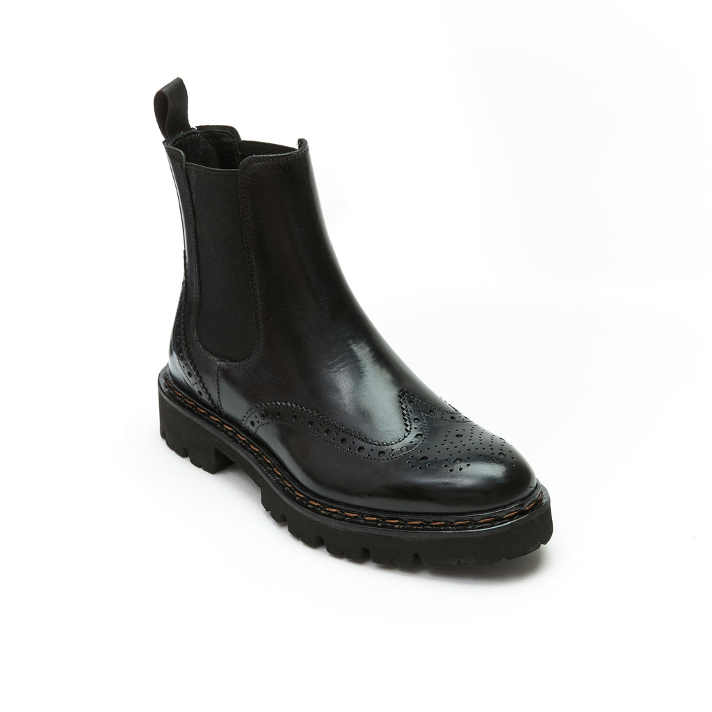 Chelsea-Boots mit Budapester Muster - Schwarz - Damen