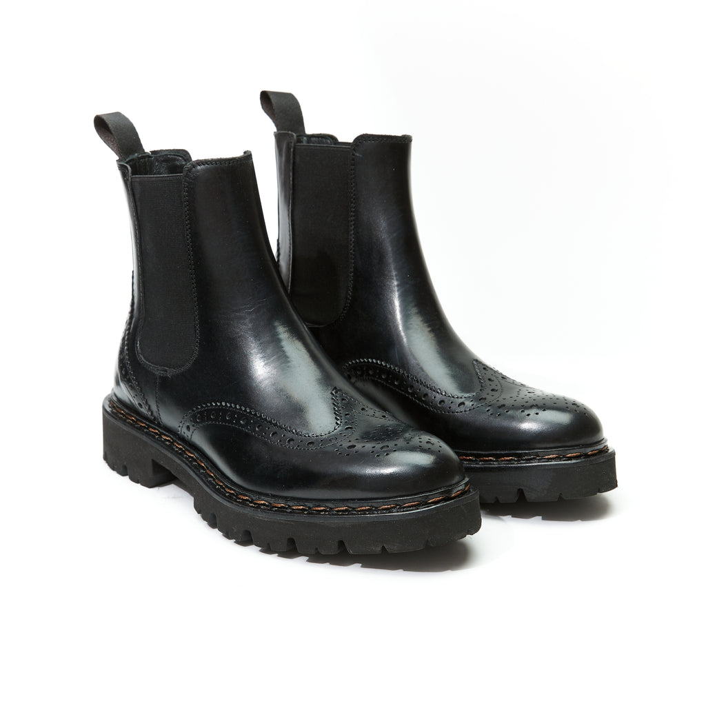 Chelsea-Boots mit Budapester Muster - Schwarz - Damen