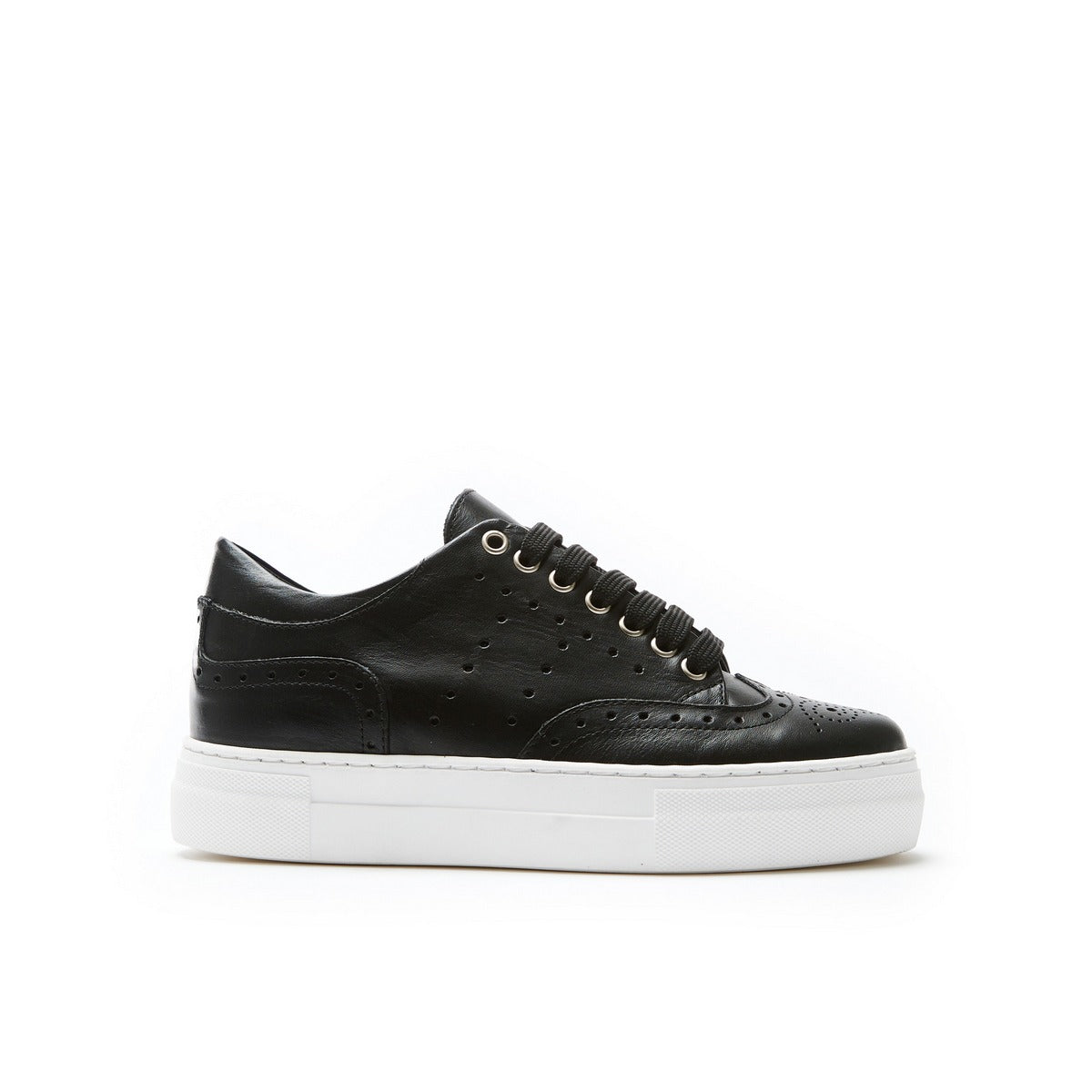 Zapatillas deportivas con puntera perforada - Negro - Mujer